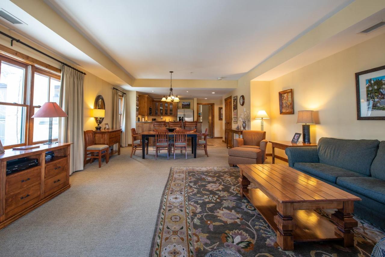Two Bedroom Condo With Balcony Over Mountaineer Square - Just Steps From The Slopes! Condo Crested Butte Exteriér fotografie