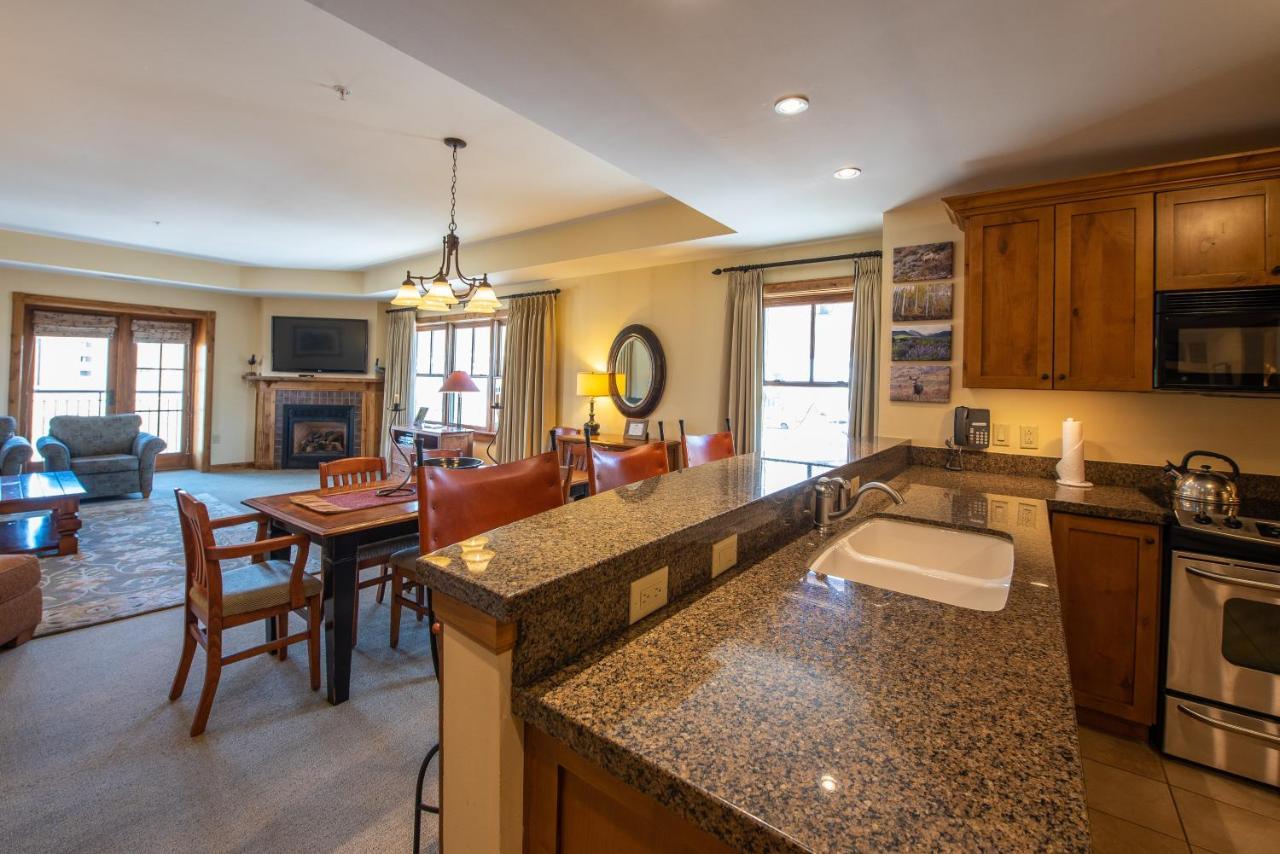 Two Bedroom Condo With Balcony Over Mountaineer Square - Just Steps From The Slopes! Condo Crested Butte Exteriér fotografie