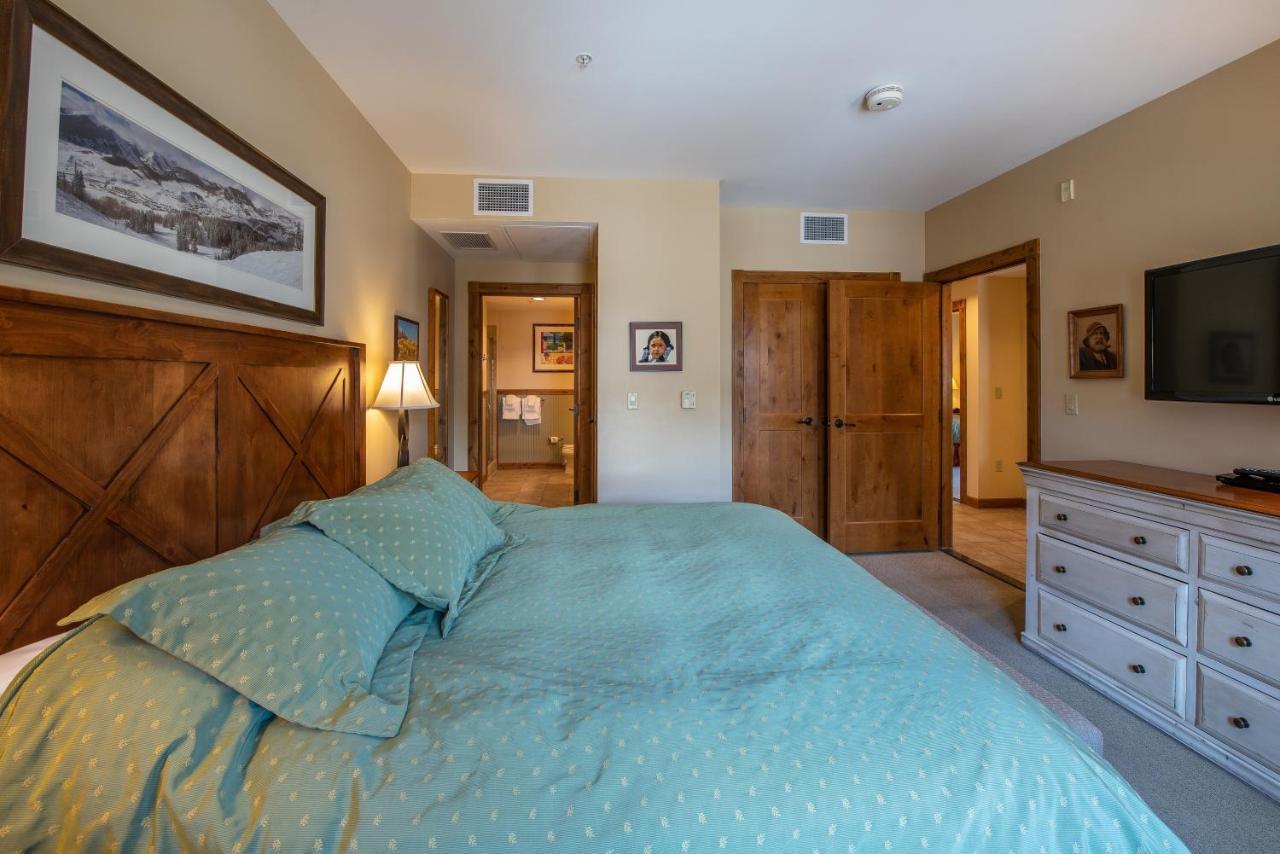 Two Bedroom Condo With Balcony Over Mountaineer Square - Just Steps From The Slopes! Condo Crested Butte Exteriér fotografie